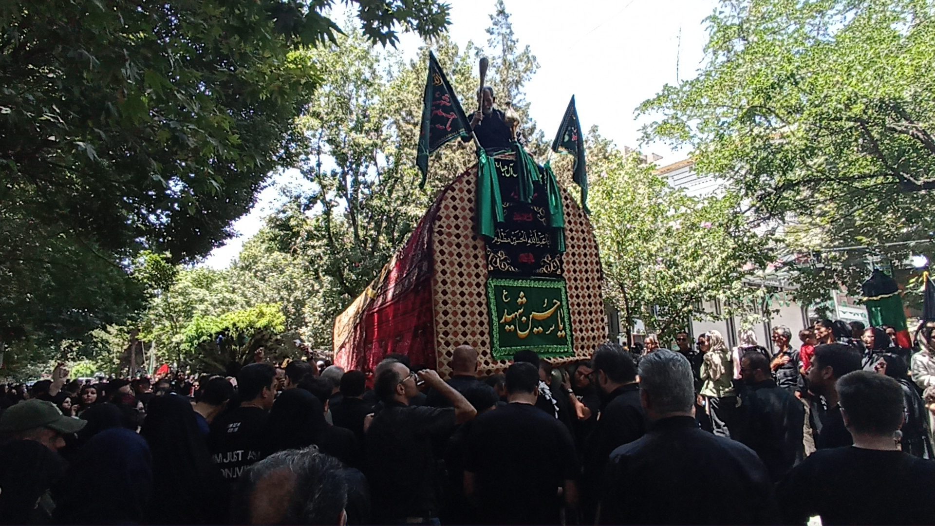 عکس مراسم عاشورای  حسینی در شهریار