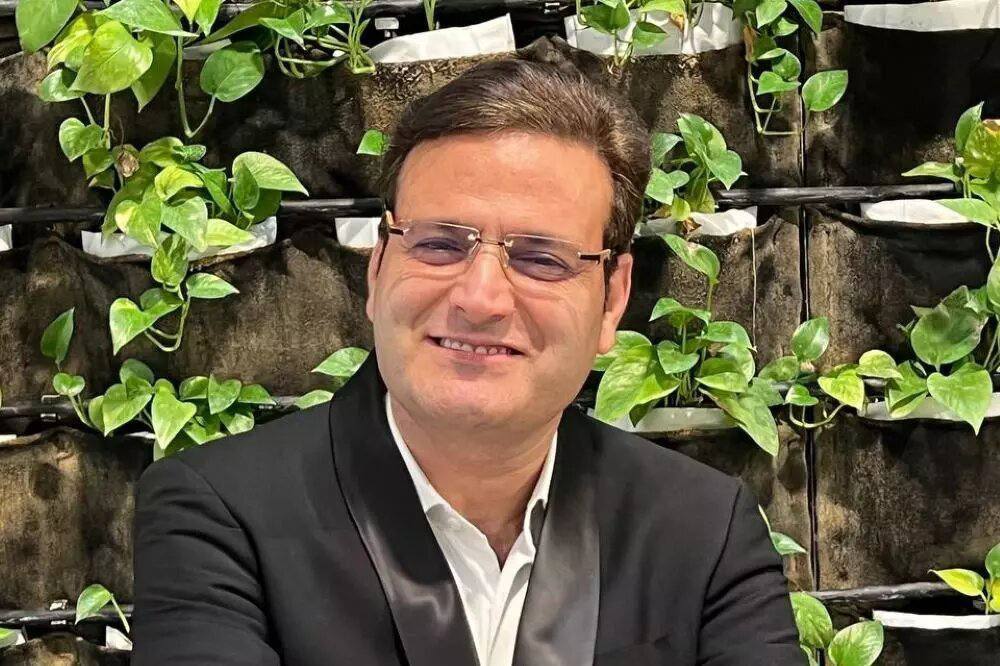 عبداله مومنی آزاد و پرونده وی مختومه شد/ زندگینامه 5 https://asreeno.ir/wp-content/uploads/2024/09/IMG_20240908_193525_982.jpg عبداله مومنی آزاد و پرونده وی مختومه شد/ زندگینامه