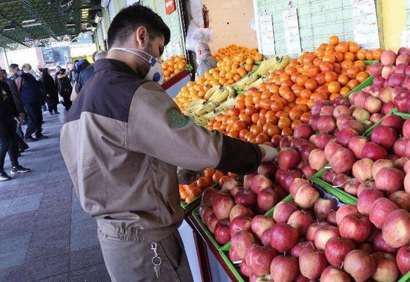 میوه شب عید و خرما ۲۰ درصد ارزان‌تر از بازار عرضه می‌شود