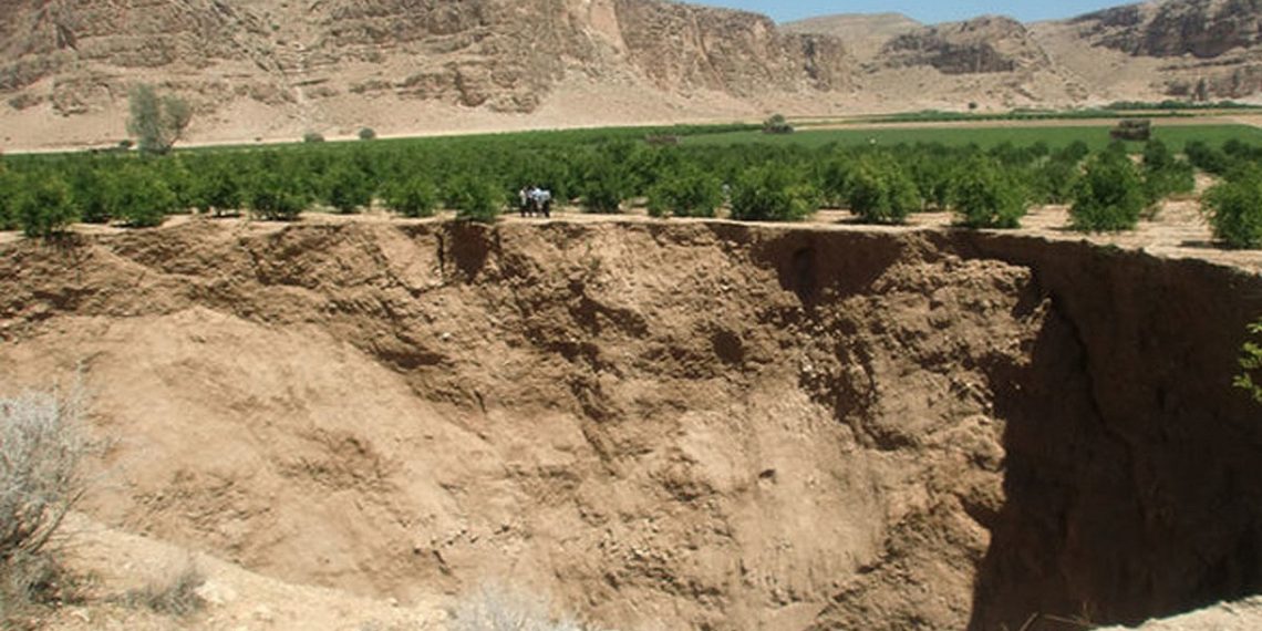 تهران در معرض خطر فرونشست زمین