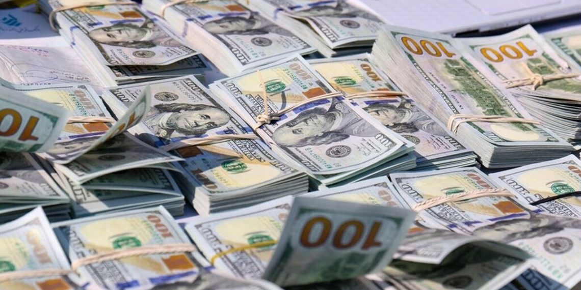 ۱۴۰۳ رکورد دارترین سال برای قیمت دلار