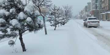 سورپرایز سفید آسمان در ۶ فروردین!