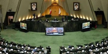 زیر ذره‌بین رفتار نمایندگان در کانون توجه مجلس؛ جلسه غیرعلنی برای بررسی گزارش هیأت نظارت