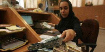 افزایش چشمگیر سپرده‌گذاری مردم در بانک‌ها؛ ۴۳۰۰ هزار میلیارد تومان در یک سال!