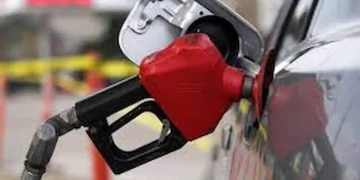 بنزین بدون کارت؛ یارانه سوخت مستقیماً به حساب بانکی می‌رود