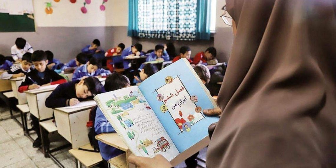 عیدی مضاعف برای برخی گروه‌ها  جزئیات پرداخت دو عیدانه بزرگ اعلام شد