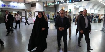 دستور فوری وزیر راه: بازسازی سریع منازل آسیب‌دیده در حملات صهیونیستی