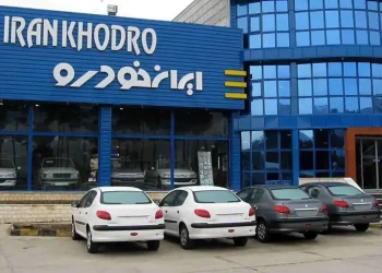 خودروسازان فرمان قیمت را به‌دست گرفتند