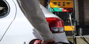 تکلیف قیمت بنزین در تابستان ۱۴۰۴ مشخص شد