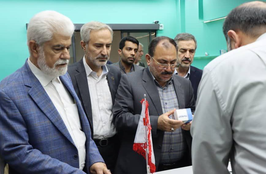 رییس کمیسیون بهداشت مطرح کرد؛ تسهیل موانع پیشرفت محققین پژوهشگاه ژنتیک