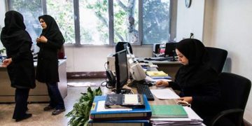 خبر خوش برای زنان شاغل در سال ۱۴۰۴ | کاهش ساعت کاری در راه است