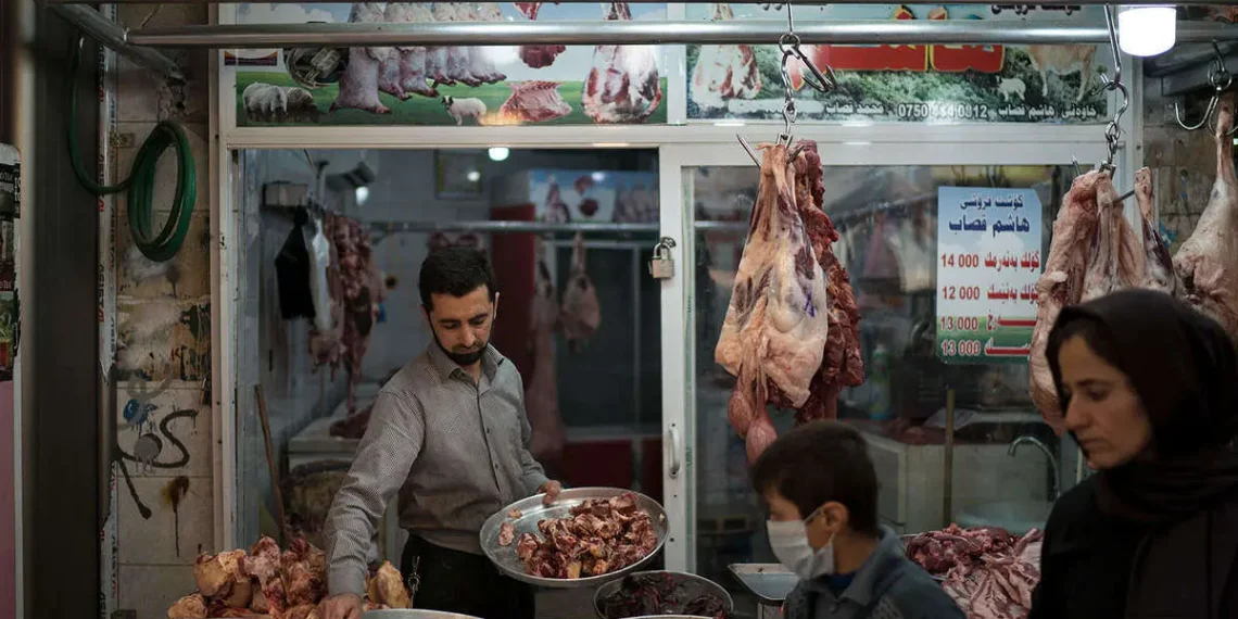 افزایش دوباره قیمت گوشت؛ نگرانی تازه برای خانوادهها 1 https://asreeno.ir/wp-content/uploads/2025/06/گوشت.webp افزایش دوباره قیمت گوشت؛ نگرانی تازه برای خانوادهها