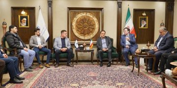 رایزن بازرگانی ایران در مجارستان مهمان اتاق کرج؛ گام تازه البرز برای توسعه همکاری‌های اقتصادی