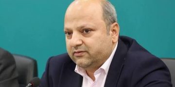 خبرنگاران نباید به‌خاطر استفاده از «خط سفید» شماتت شوند