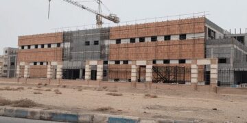 ۱۸ سال دوندگی برای یک بیمارستان / پیشوا هنوز بدون مرکز درمانی کامل