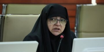 معاون آموزشی وزارت بهداشت اعلام کرد:  آموزش‌های عملی دانشجویان علوم پزشکی از نیمه فروردین‌ماه به‌تدریج آغاز شده است