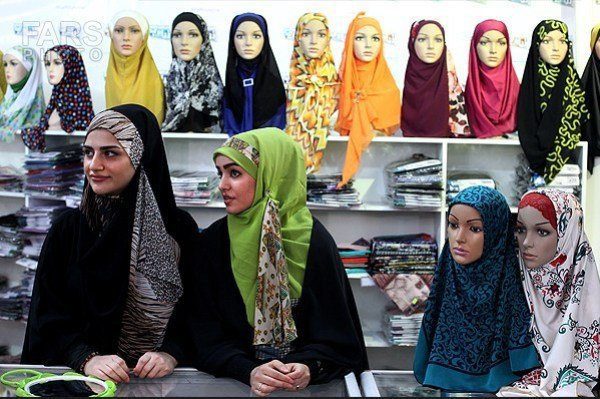 اتحادیه جدید برای بازار عفاف و حجاب در راه است؛ حمایت از تولیدکنندگان وارد فاز تازه شد 1 https://asreeno.ir/wp-content/uploads/2026/05/عفاف-و-حجاب.jpg اتحادیه جدید برای بازار عفاف و حجاب در راه است؛ حمایت از تولیدکنندگان وارد فاز تازه شد