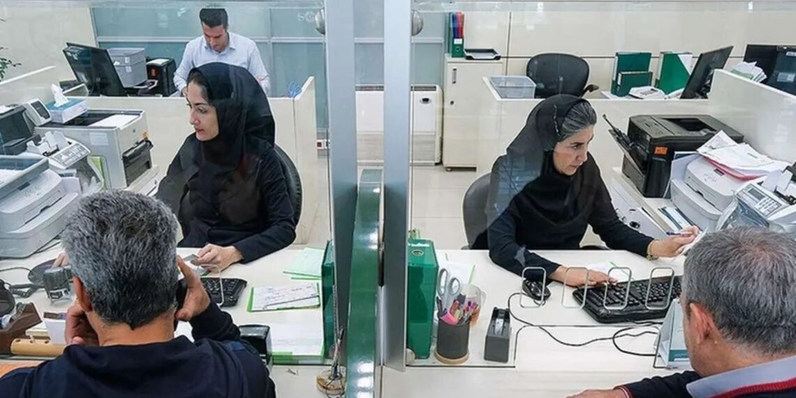 اضافه‌کاری کارمندان قطع نشد؛ دولت شفاف‌سازی کرد