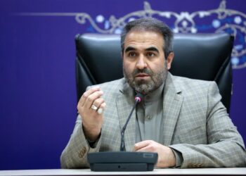 معاون دانشگاه آزاد: طرح «سه استاد» به تحول علوم انسانی شتاب می‌دهد