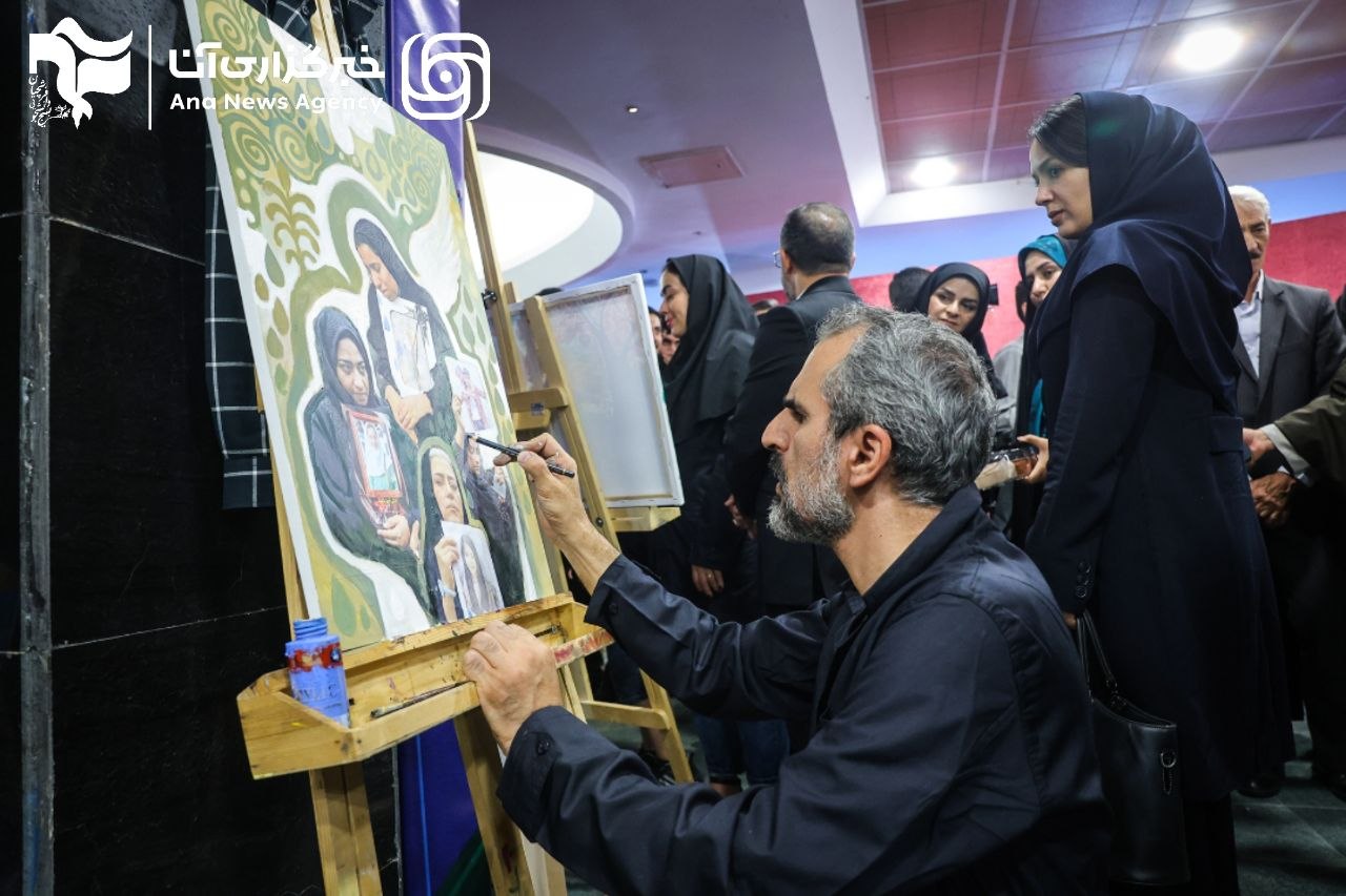 IMG 20260608 142031 022 هنرمندان دانشگاه استاد فرشچیان یاد شهدای مدرسه میناب را با خلق آثار هنری گرامی داشتند &bull; پایگاه خبری عصری نو